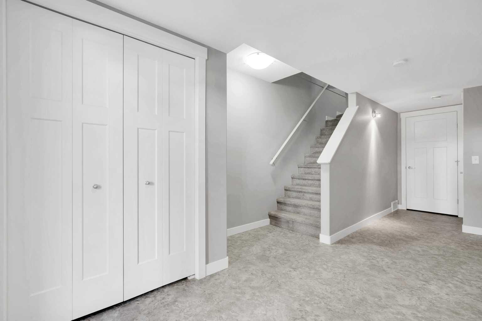 307 Skyview Ranch Grove NE