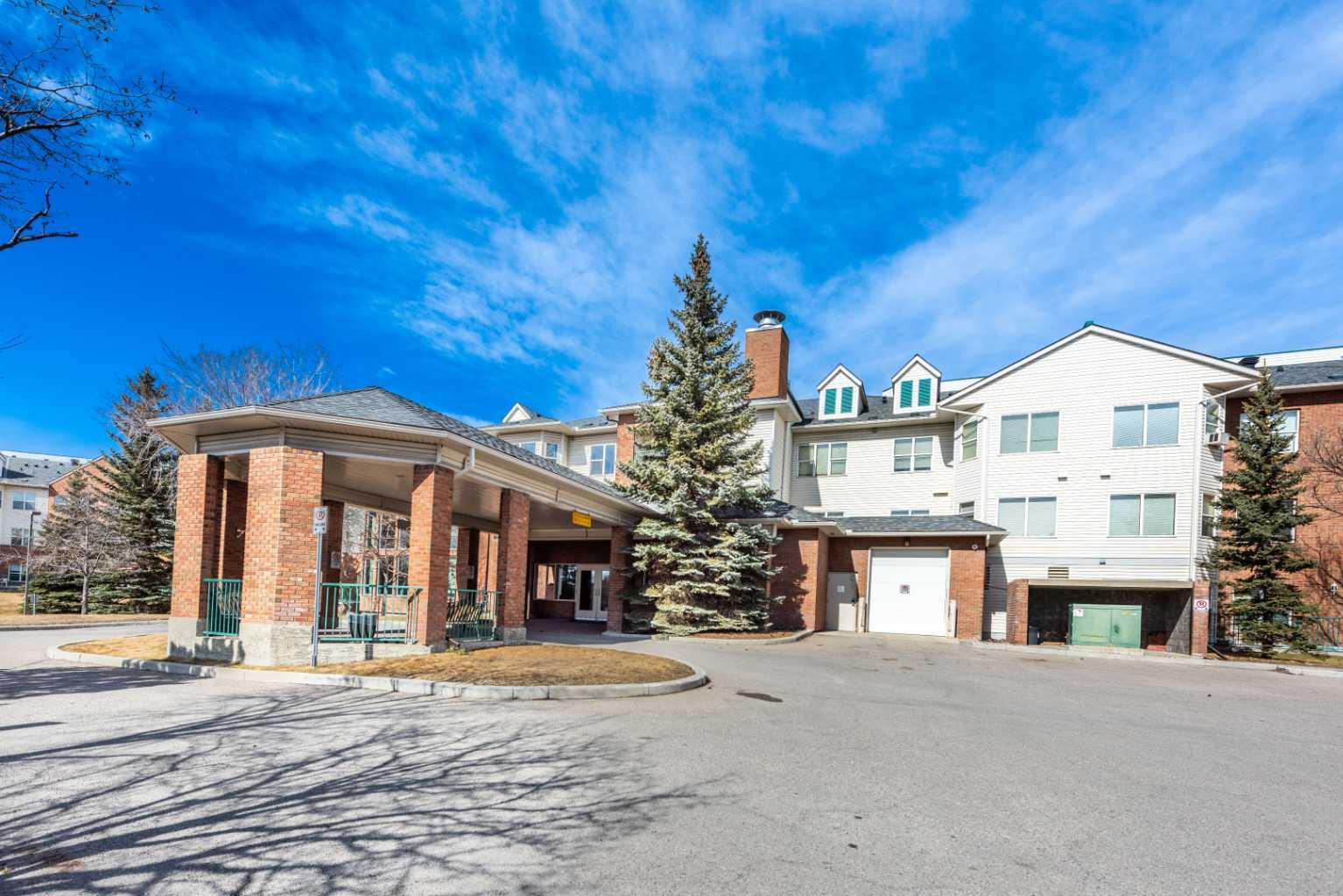 1920 14 Avenue NE #306