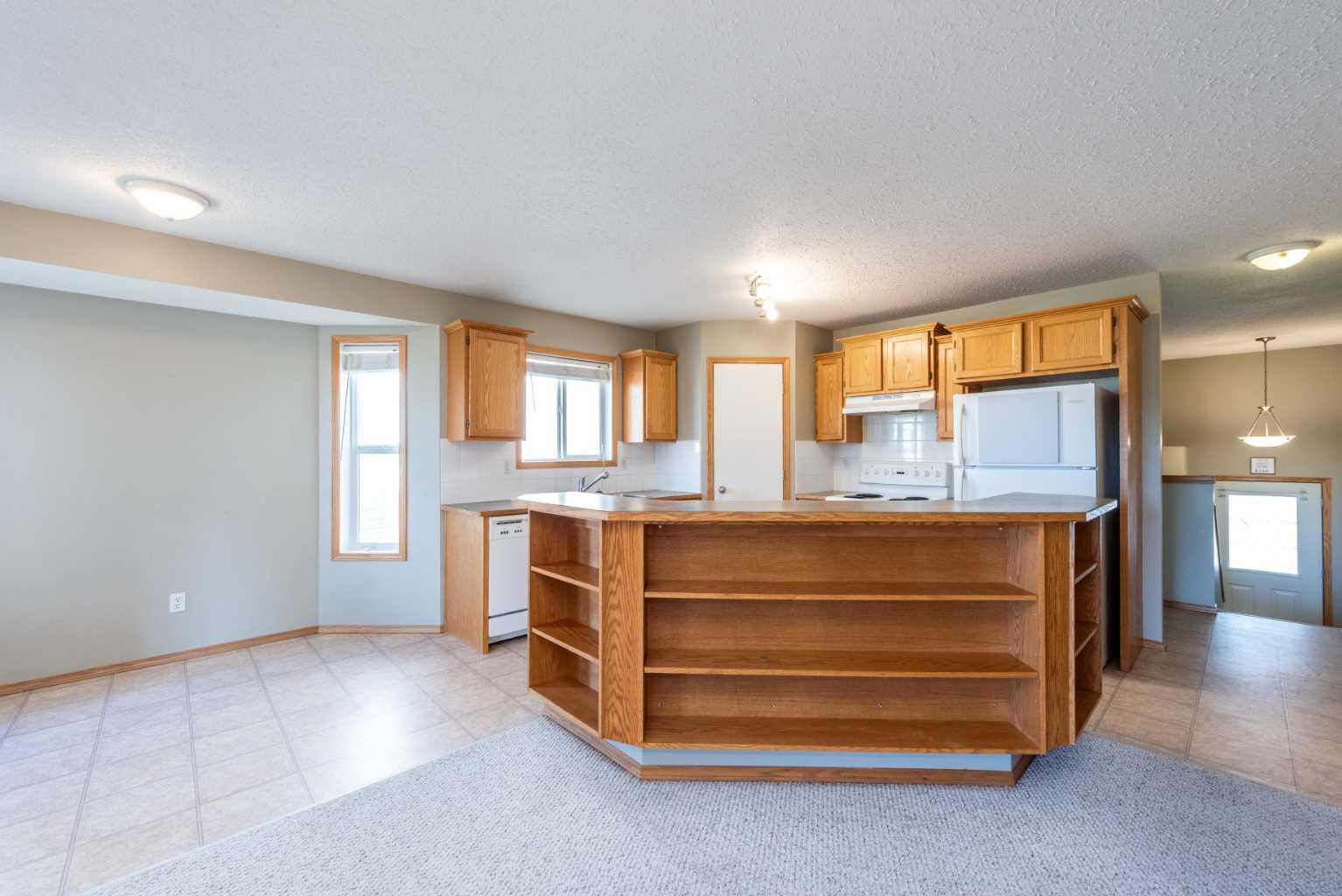229 Hillvale Crescent