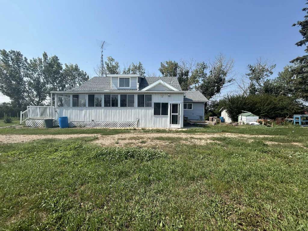 Photo of 225074 583 Highway, Rural Kneehill County, AB T0M 2A0 (MLS # A2339187)
