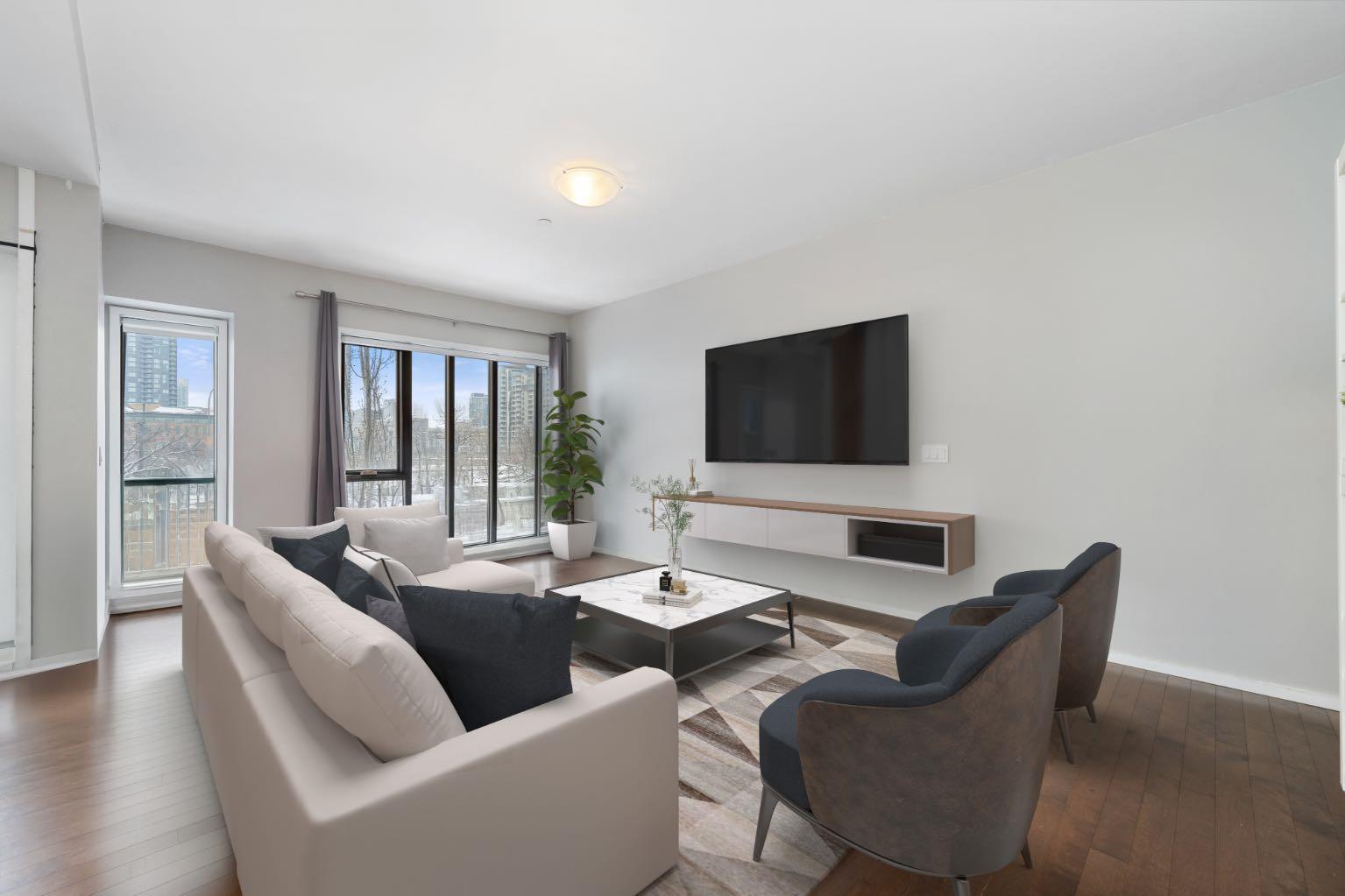 414 Meredith Road NE 201