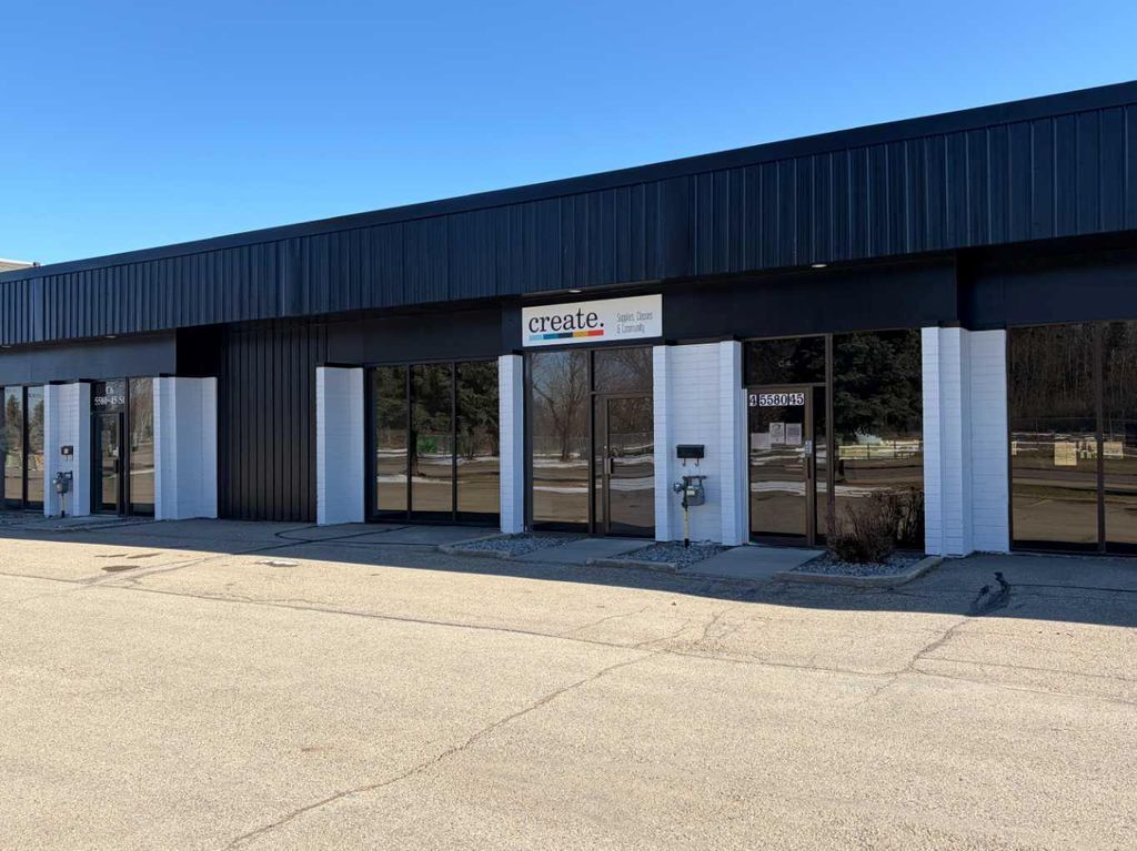 Photo of 5580 45 Street #C5, Red Deer, AB T4N 1L1 (MLS # A2305602)