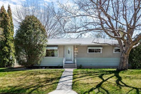 Photo of 9728 Alberni Road SE, Calgary, AB T2J 0Y8 (MLS # A2310352)
