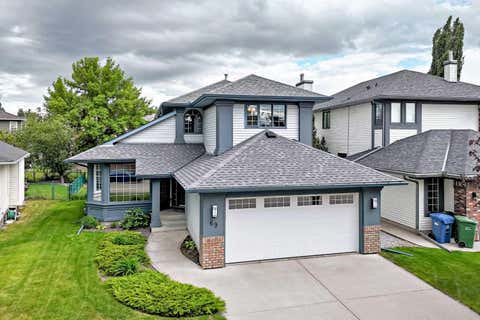 Photo of 69 Douglas Woods Manor SE, Calgary, AB T2Z 2E8 (MLS # A2321876)