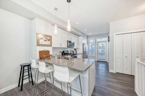 138 Seton Passage SE 8 Calgary AB T3M 3A6
