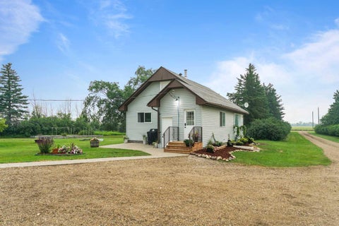 Photo of 14109 364 Township, Rural Paintearth No. 18, County of, AB T0C 0X0 (MLS # A2331502)