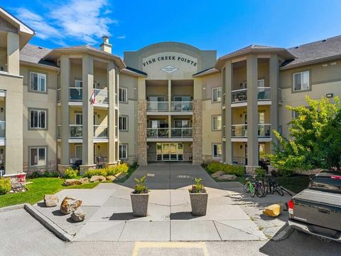 Photo of 2518 Fish Creek Boulevard #2117, Calgary, AB T2Y 4T6 (MLS # A2325748)