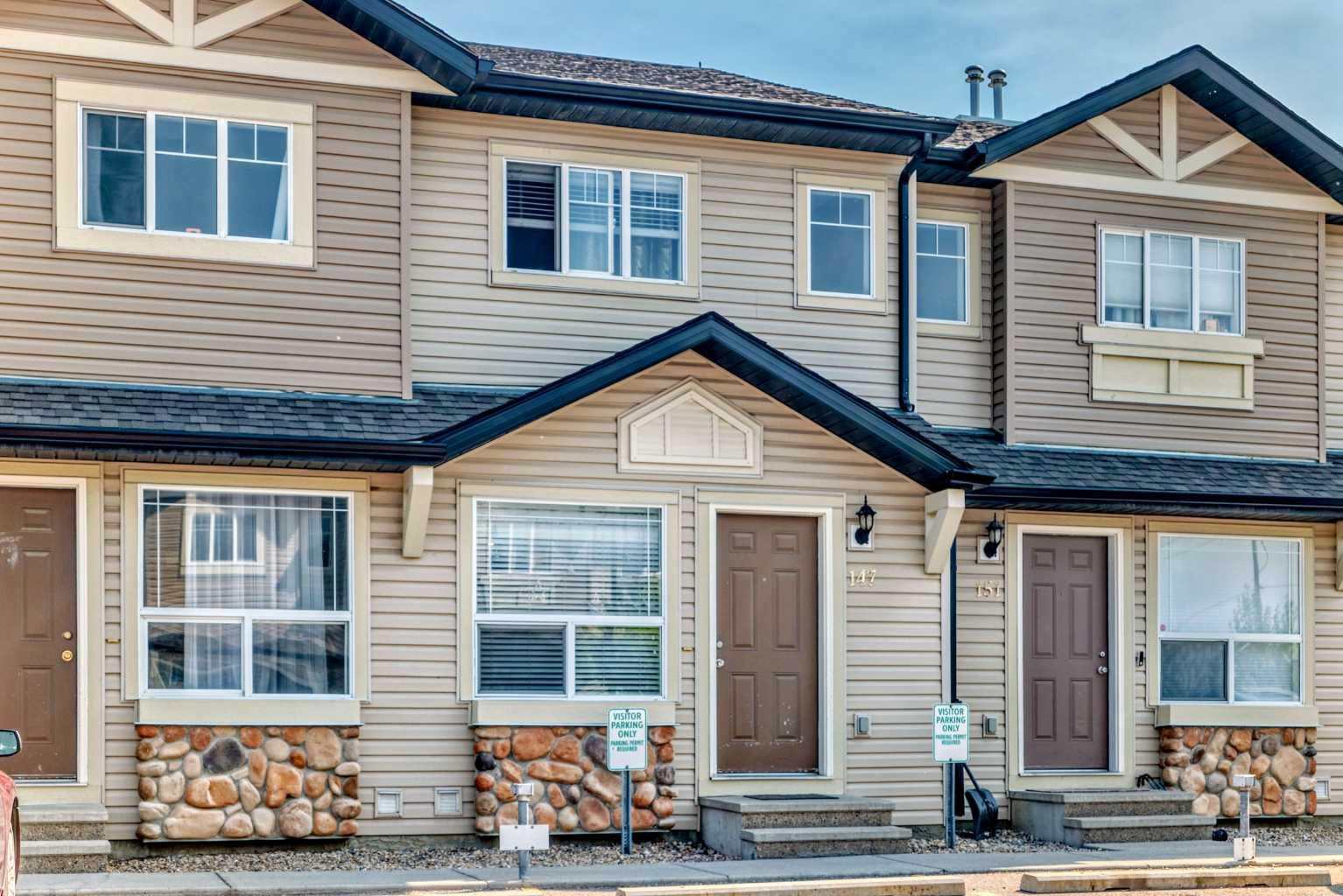 147 Saddlebrook Point NE