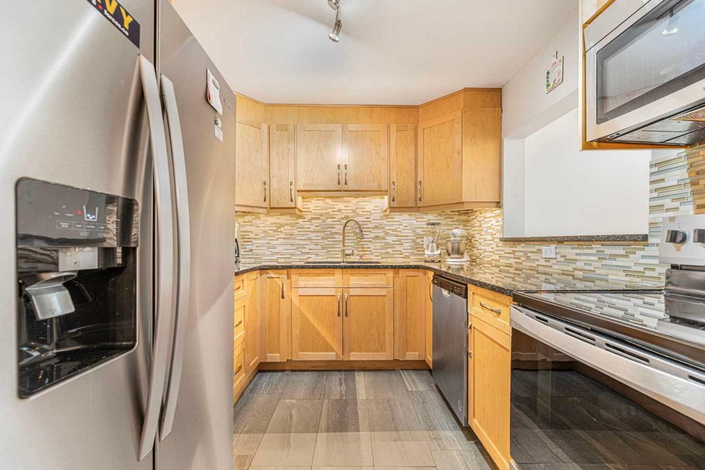 Photo of 3730 50 Street NW #410, Calgary, AB T3A 2V9 (MLS # A2272893)