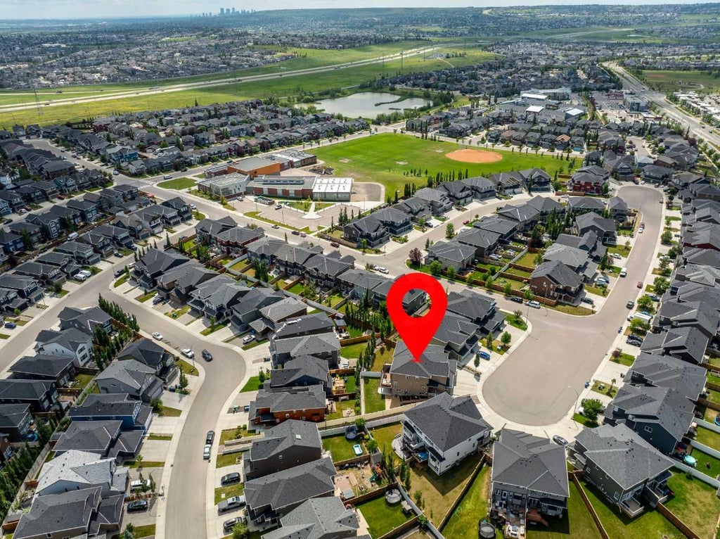 Photo of 25 Evansglen Mews NW, Calgary, AB T3P 0P1 (MLS # A2331290)