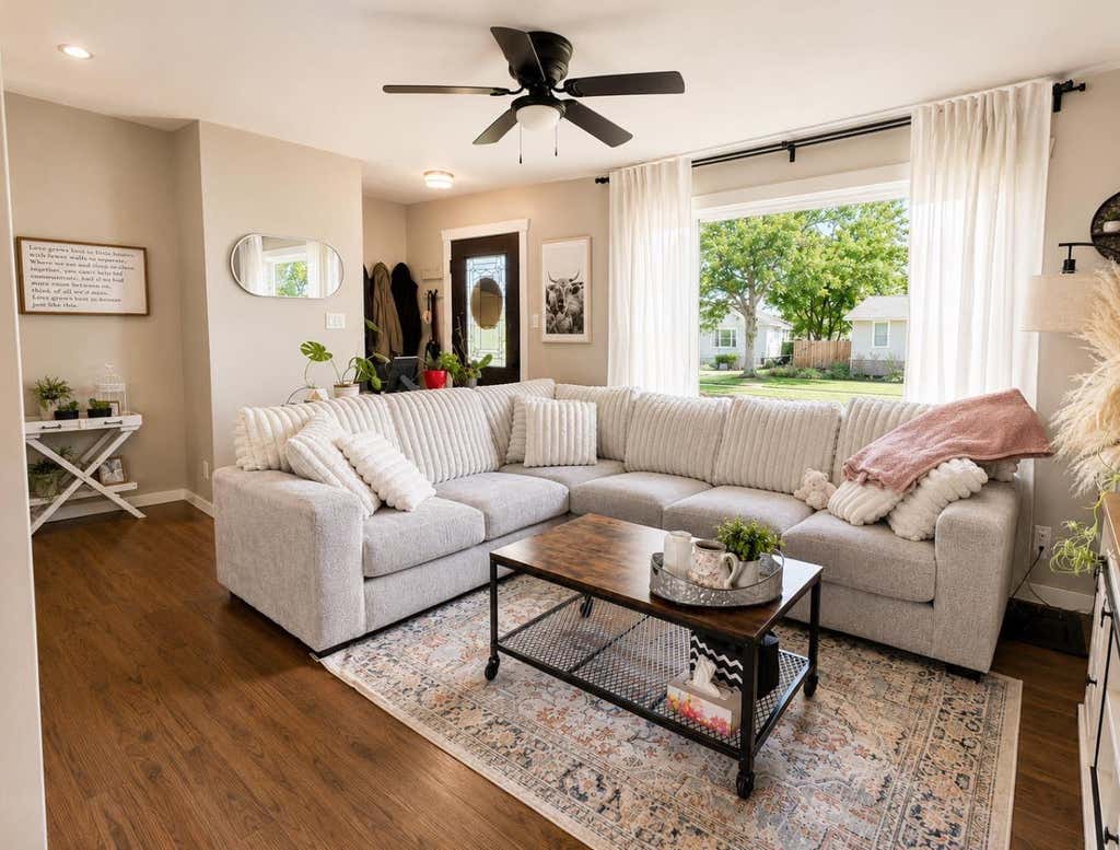 Photo of 124 4 Avenue, Strathmore, AB T1P 1B9 (MLS # A2333274)