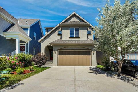 Photo of 46 Mahogany Passage SE, Calgary, AB T3M 2K5 (MLS # A2328696)