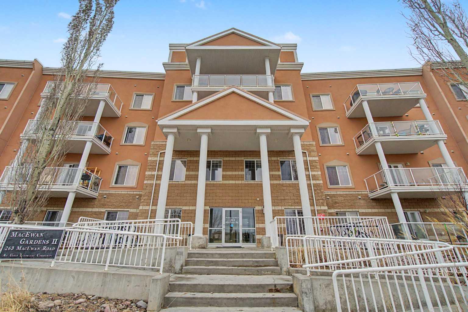 263 Macewan Road 415
