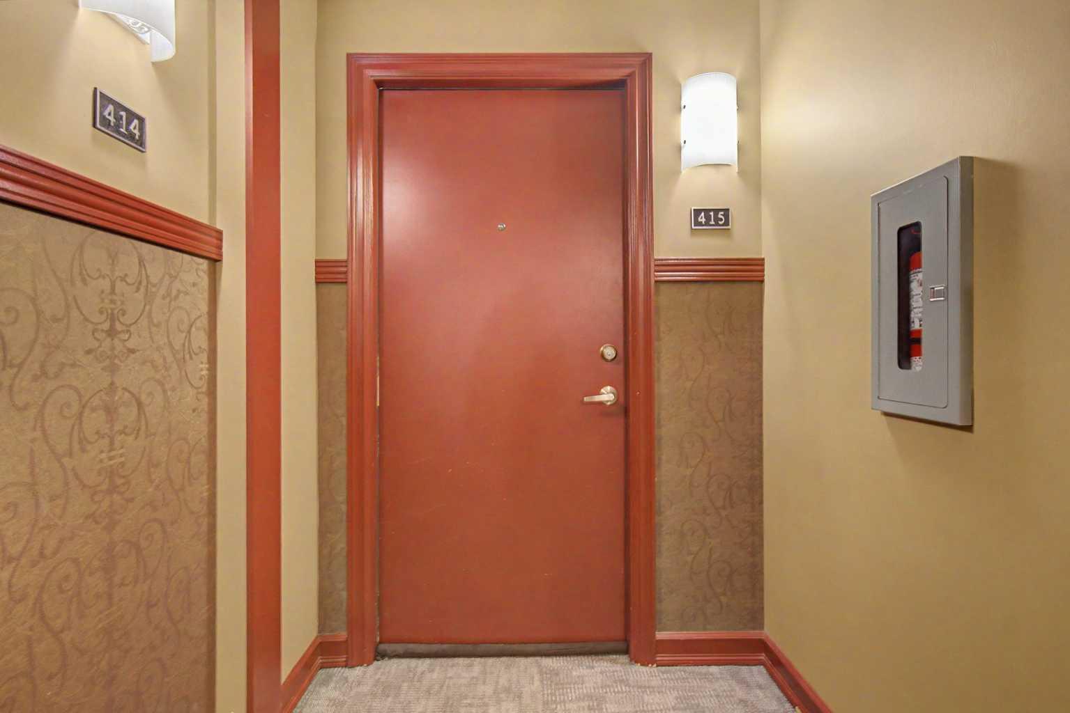 263 Macewan Road 415