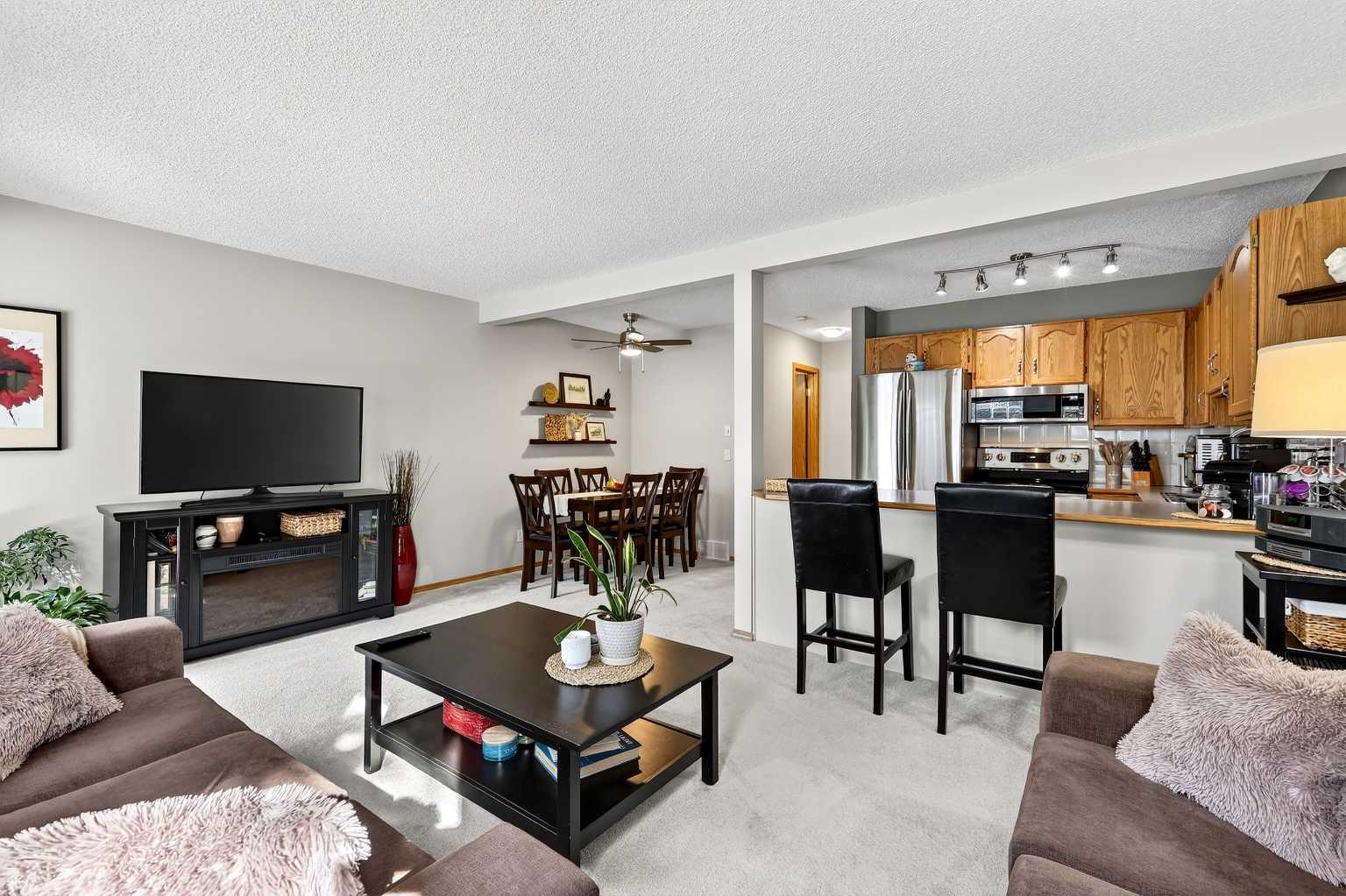 245 Millview Green SW