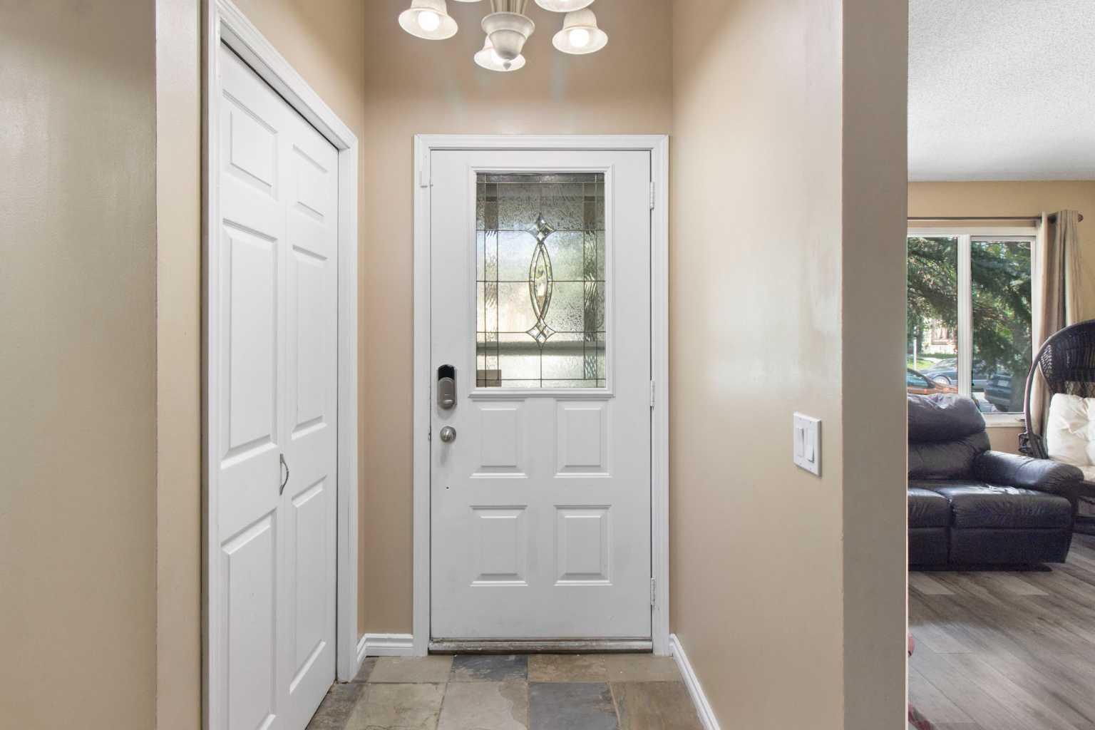 79 Templegreen Drive NE