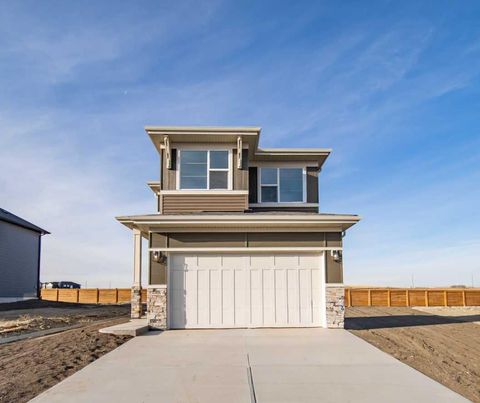 1242 Chinook Winds Circle SW Airdrie AB T4B 5X6