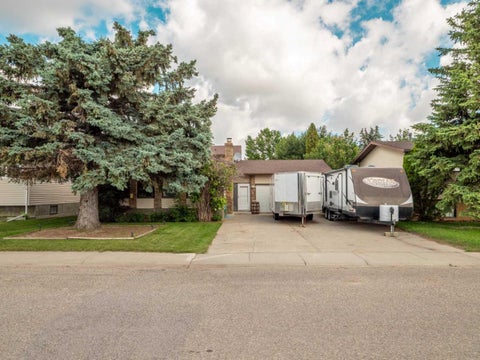 Photo of 5205 40 Avenue, Taber, AB T1G 1C6 (MLS # A2323581)