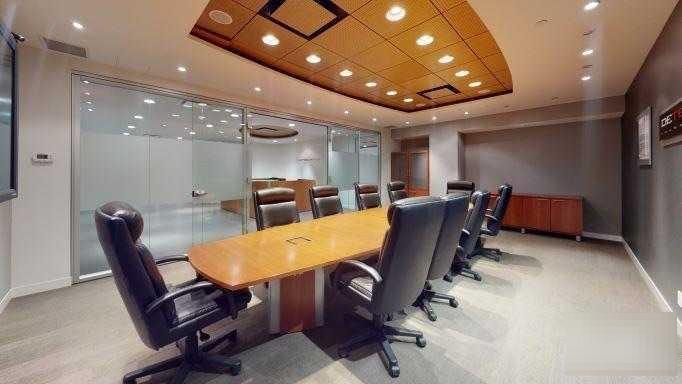 1100 8 Avenue SW 277