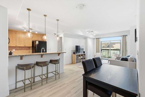 Photo of 836 15 Avenue SW #602, Calgary, AB T2R 1S2 (MLS # A2278162)