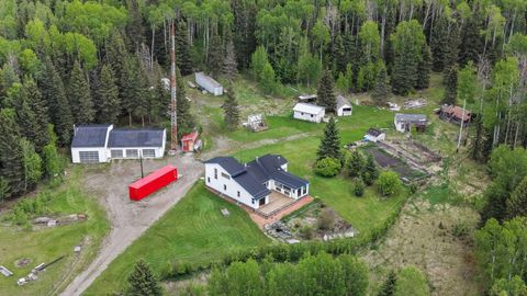 Photo of 33235 RANGE ROAD 64, Rural Mountain View County, AB T0M 1X0 (MLS # A2278727)