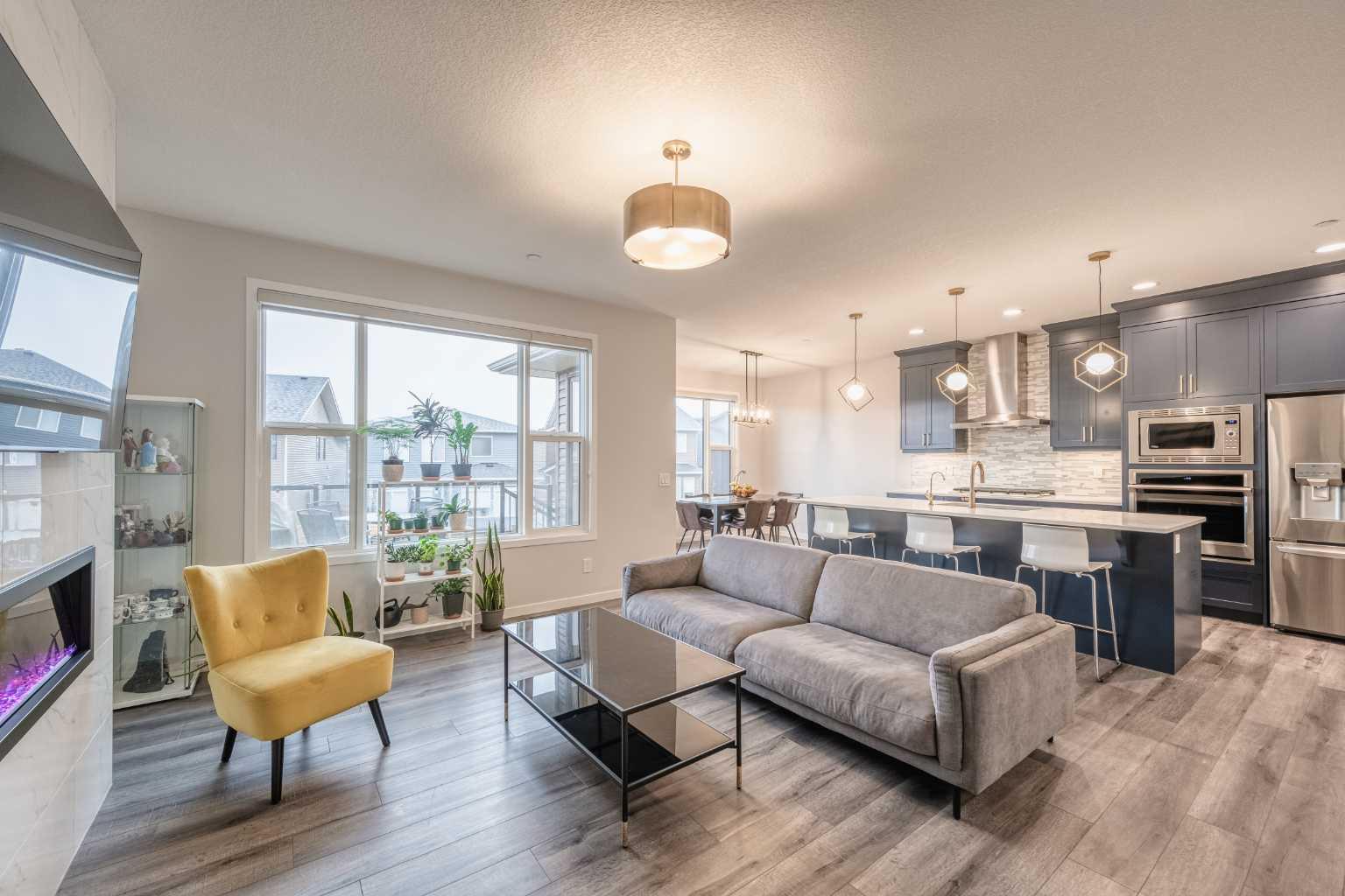62 Howse Mount NE