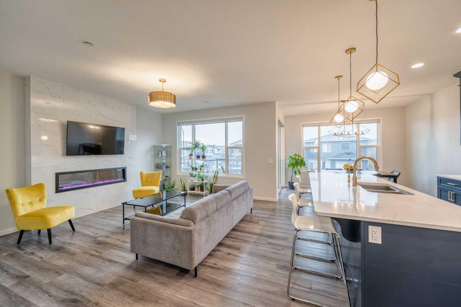 62 Howse Mount NE
