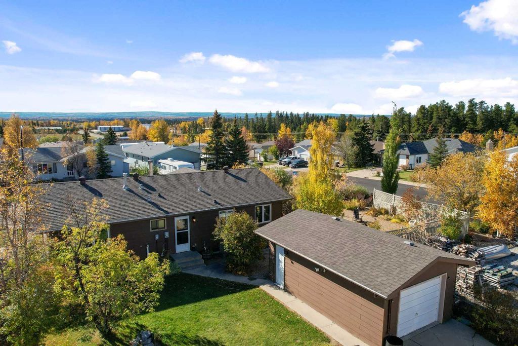Photo of 34 Hollinger Drive, Swan Hills, AB T0G 2C0 (MLS # A2309140)