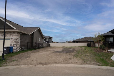 Photo of 14 Tindale Place, Red Deer, AB T4P 0T8 (MLS # A2315706)