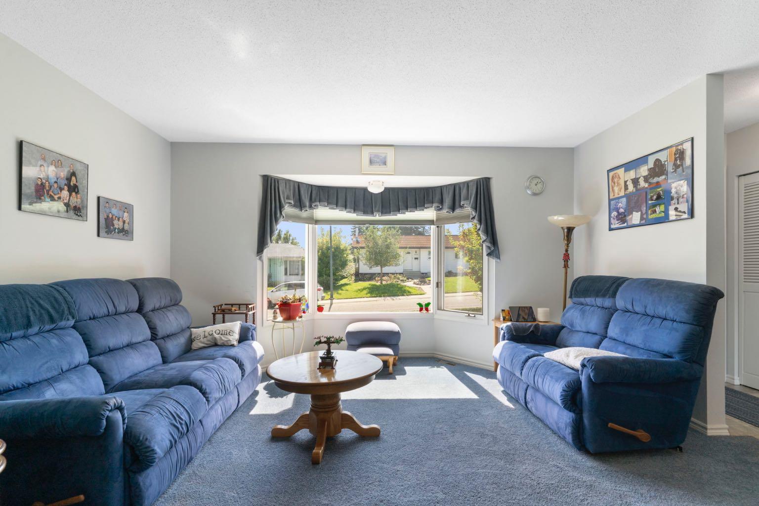 10535 Shillington Crescent SW