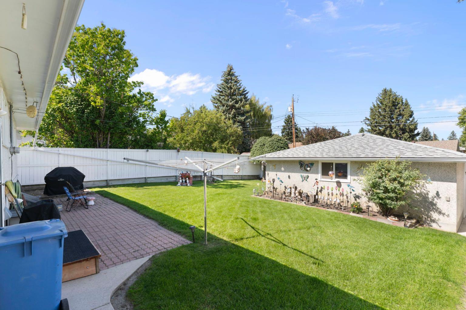 10535 Shillington Crescent SW