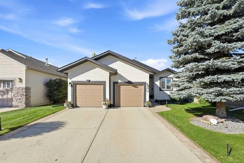 Photo of 104 Ackerman Crescent, Red Deer, AB T4R 3B3 (MLS # A2347660)