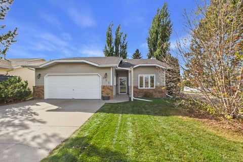 Photo of 222 Davison Drive, Red Deer, AB T4R 2E6 (MLS # A2349442)