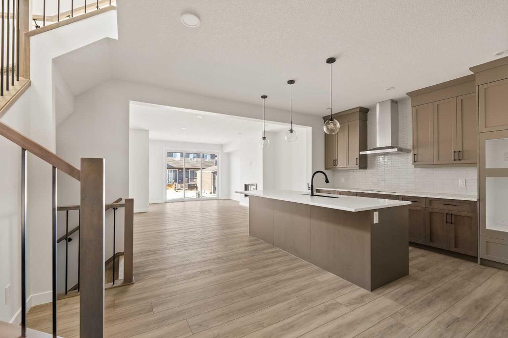 Photo of 152 Creekstone Circle SW, Calgary, AB T2X 5M6 (MLS # A2311724)