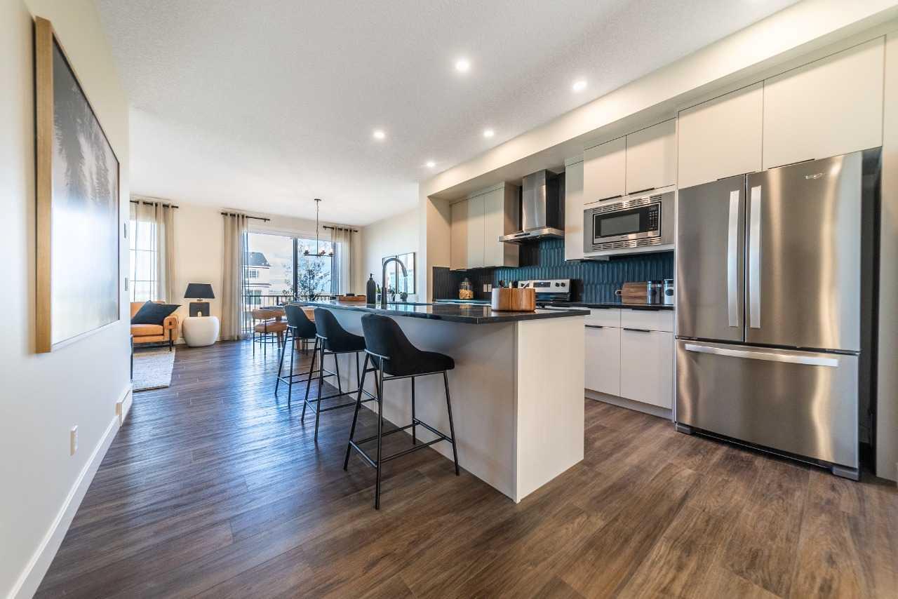 294 Hotchkiss Common SE