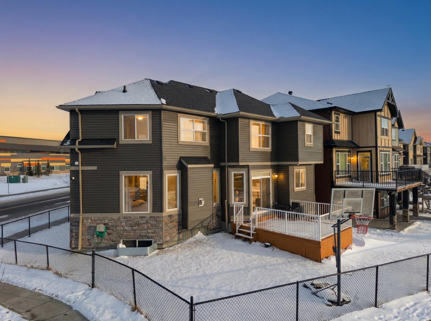 8487 Saddlebrook Drive NE