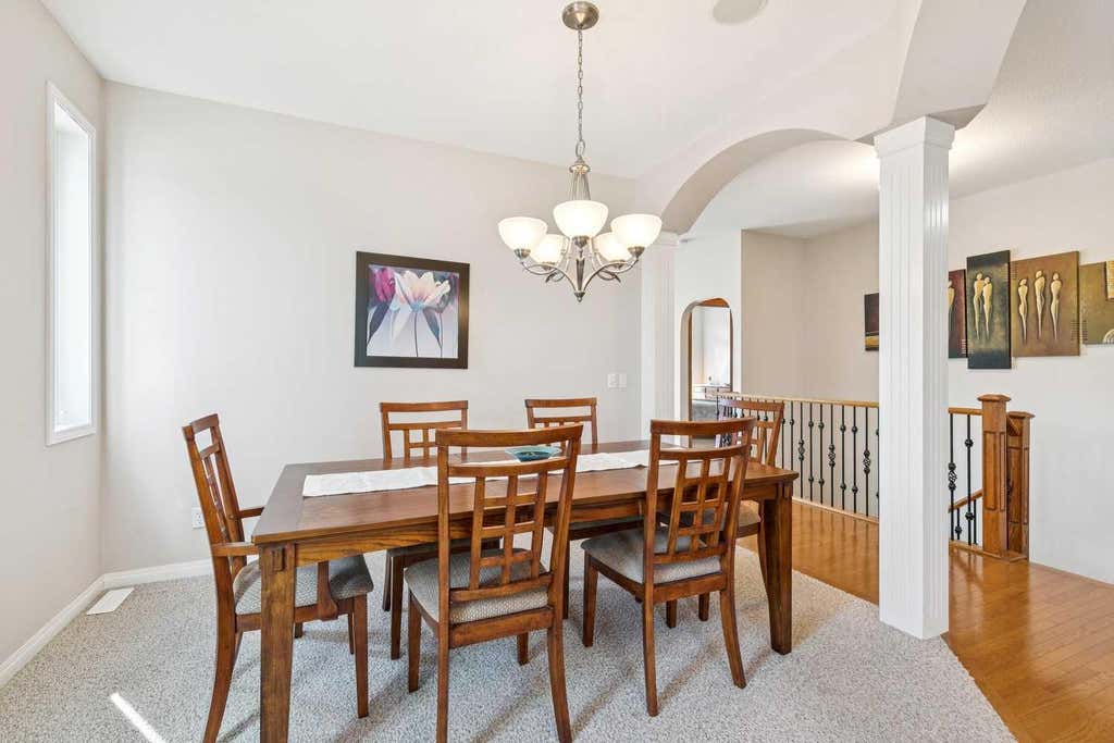 Photo of 7 Wentworth Landing SW, Calgary, AB T3H 5X1 (MLS # A2337445)