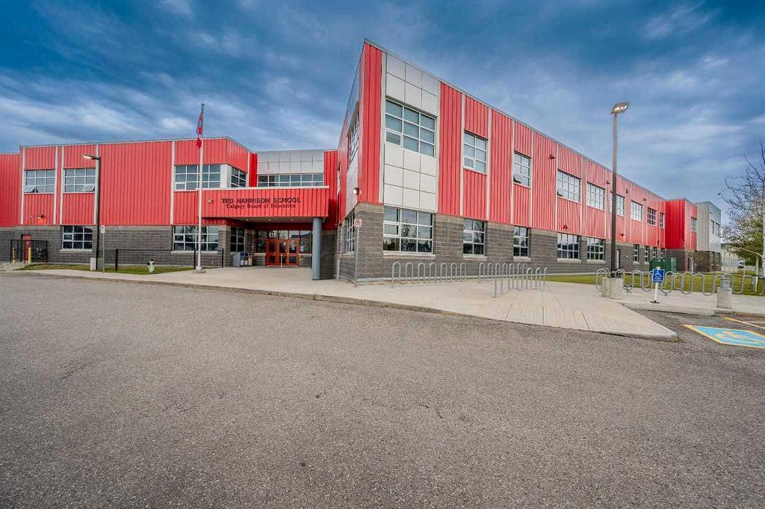 355 Taralake Way NE 222