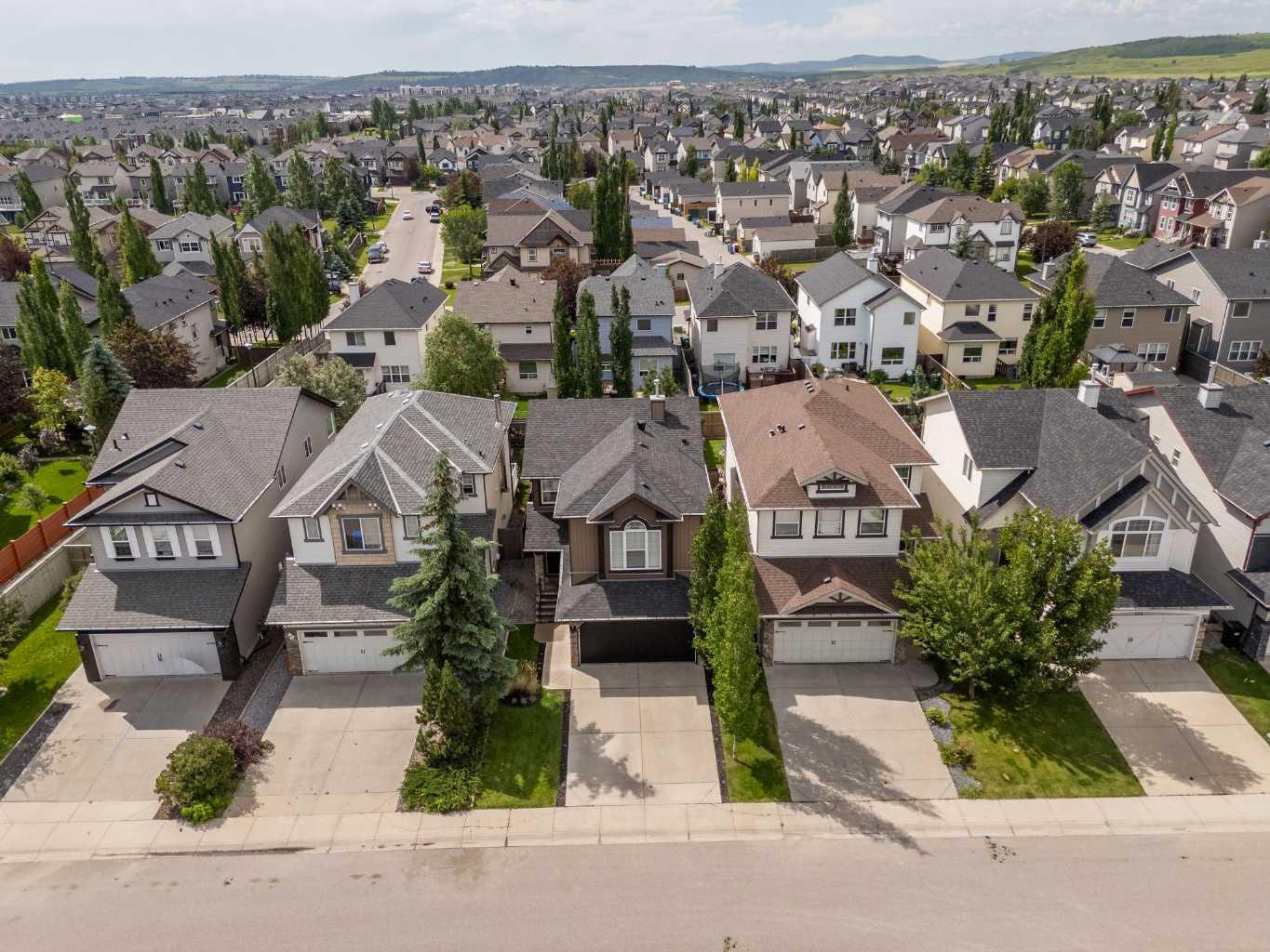 164 Silverado Range Close SW