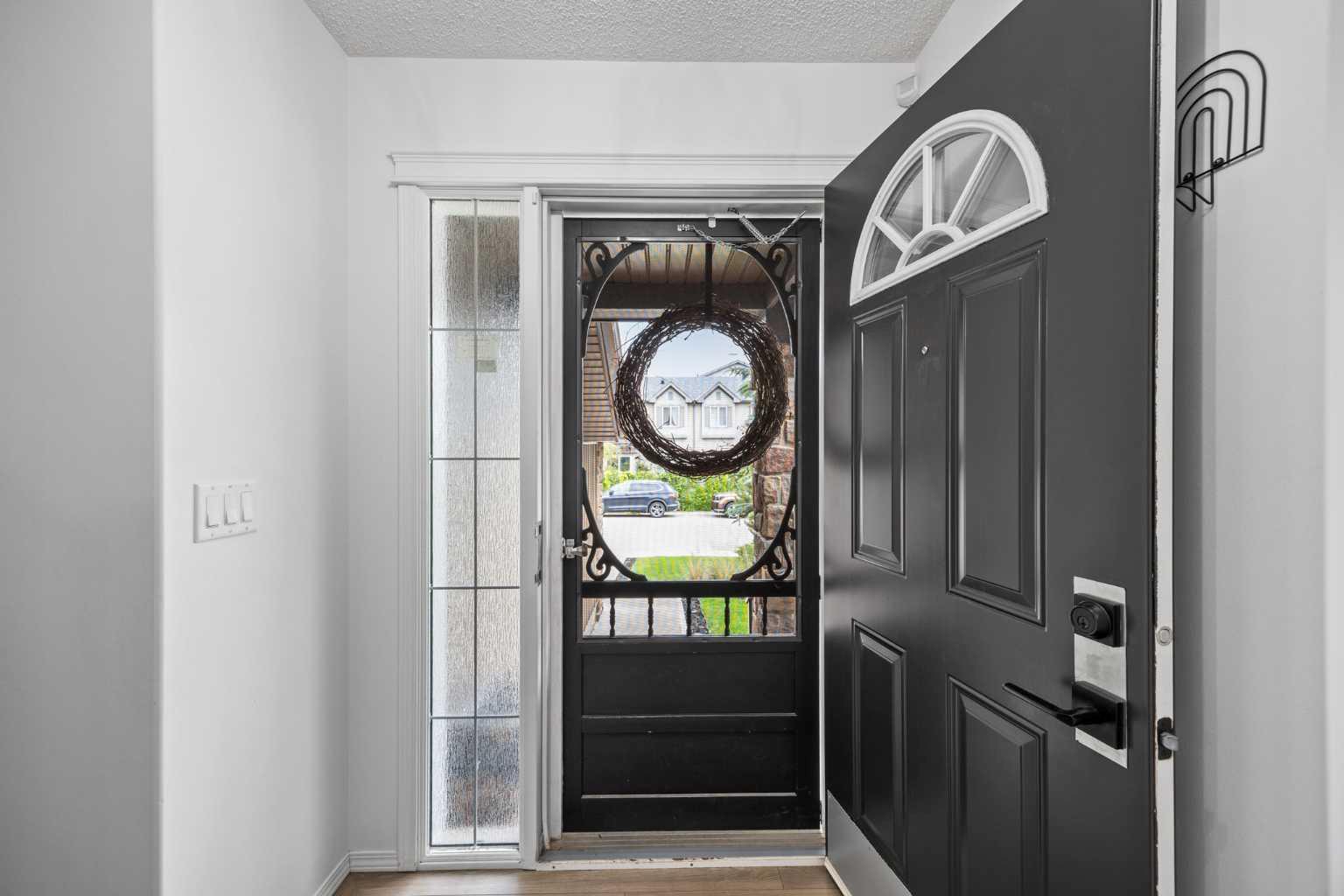 164 Silverado Range Close SW