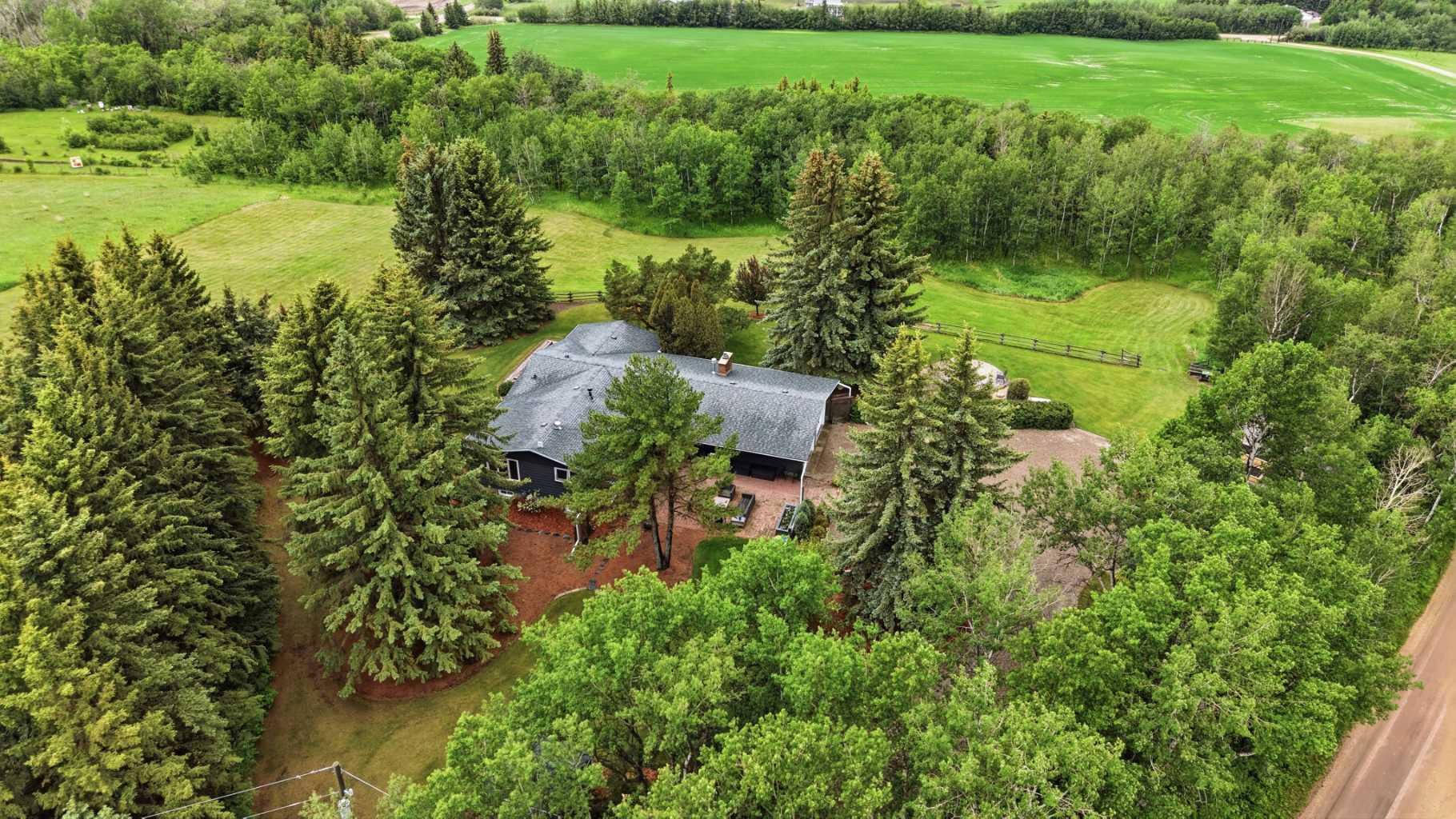 27054 Township Road 364 102