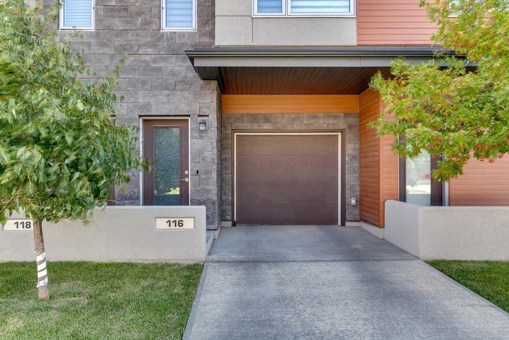 Photo of 116 Shawnee Common SW, Calgary, AB T2Y 0P9 (MLS # A2256387)