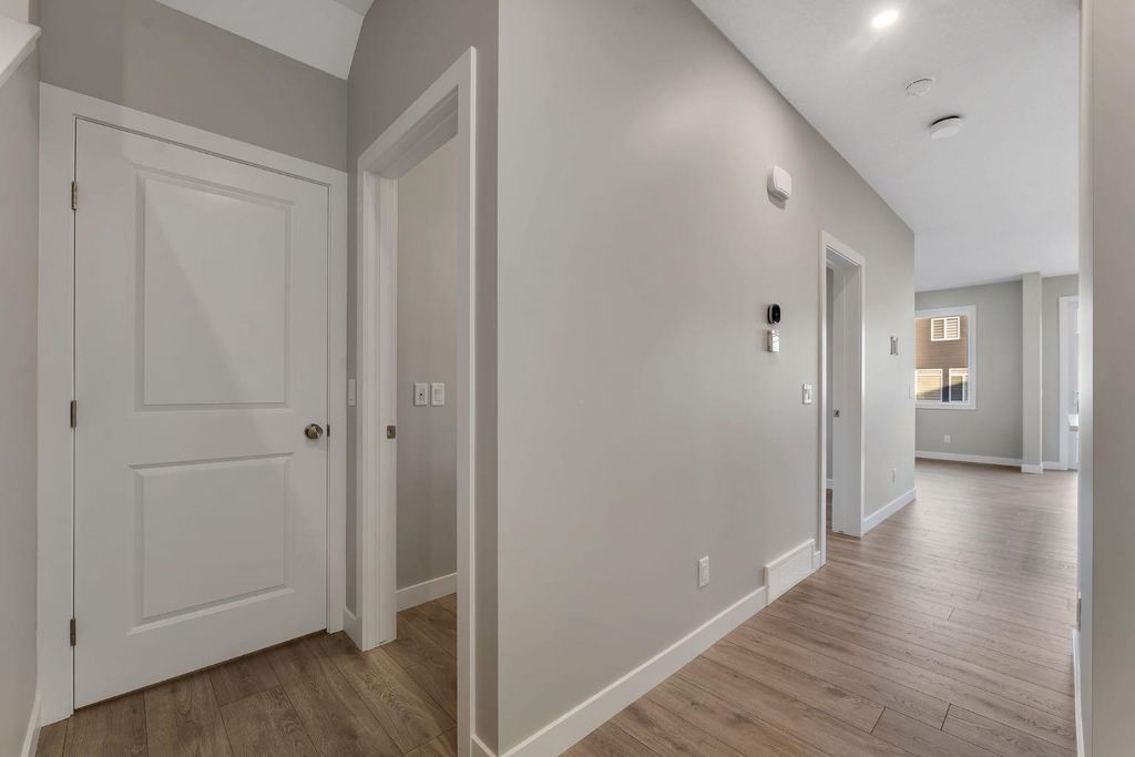 Photo of 24 Corner Glen Green NE, Calgary, AB T3N 2P5 (MLS # A2287653)