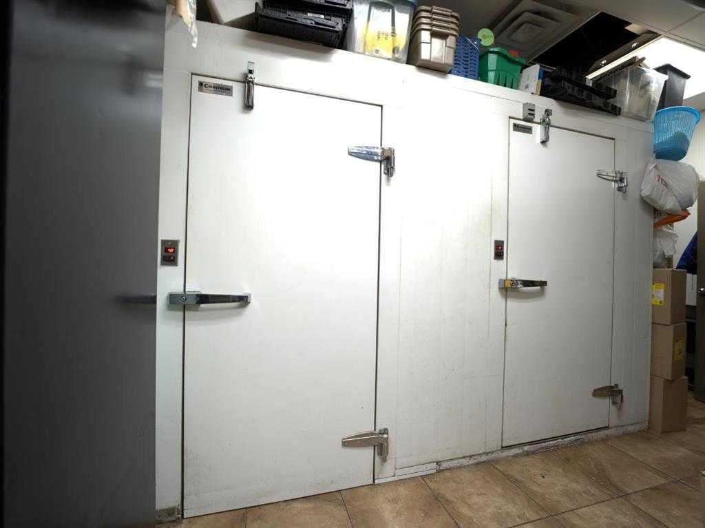 Photo of 123 Vietnamese Restaurant Avenue NW, Calgary, AB T3G 0B6 (MLS # A2271307)