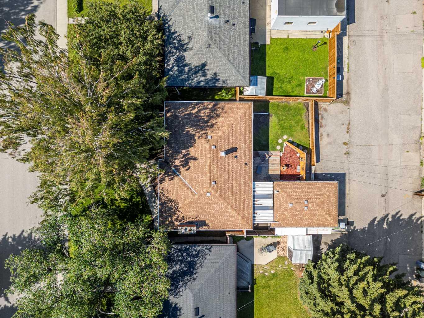 152 Fredson Drive SE