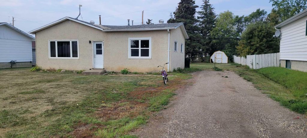 Photo of 10304 114 Street, Fairview, AB T0H 1L0 (MLS # A2310871)