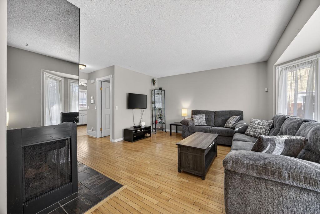 Photo of 178 Templehill Drive NE, Calgary, AB T1Y 4M2 (MLS # A2291567)