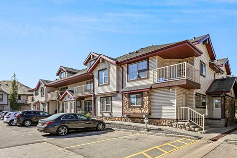 Photo of 15 Everridge Square SW #104, Calgary, AB T2Y 5J5 (MLS # A2297574)