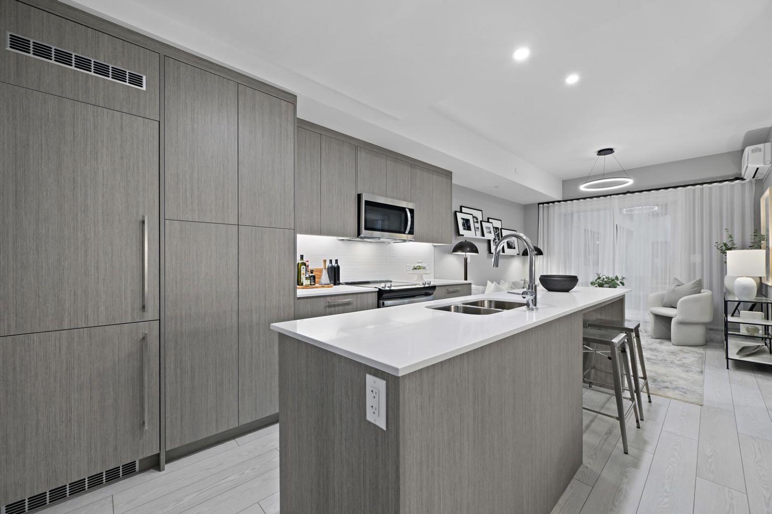 310 15 Avenue SW 221