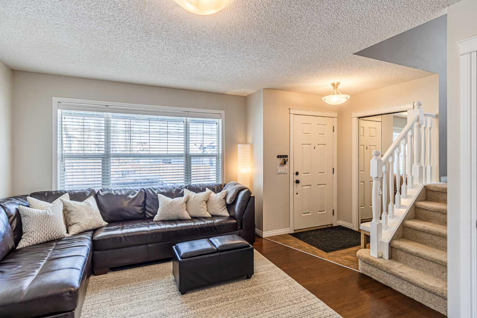 100 Silverado Plains View SW